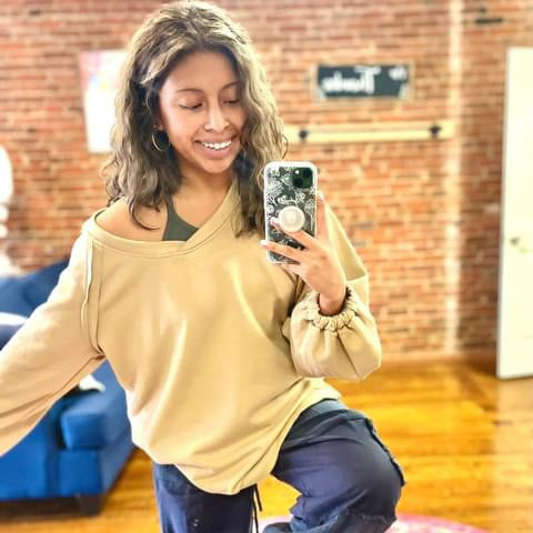 Gracie Chic Crew Sweatshirt