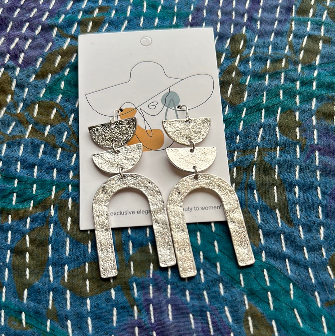 Tammy Dangle Earrings