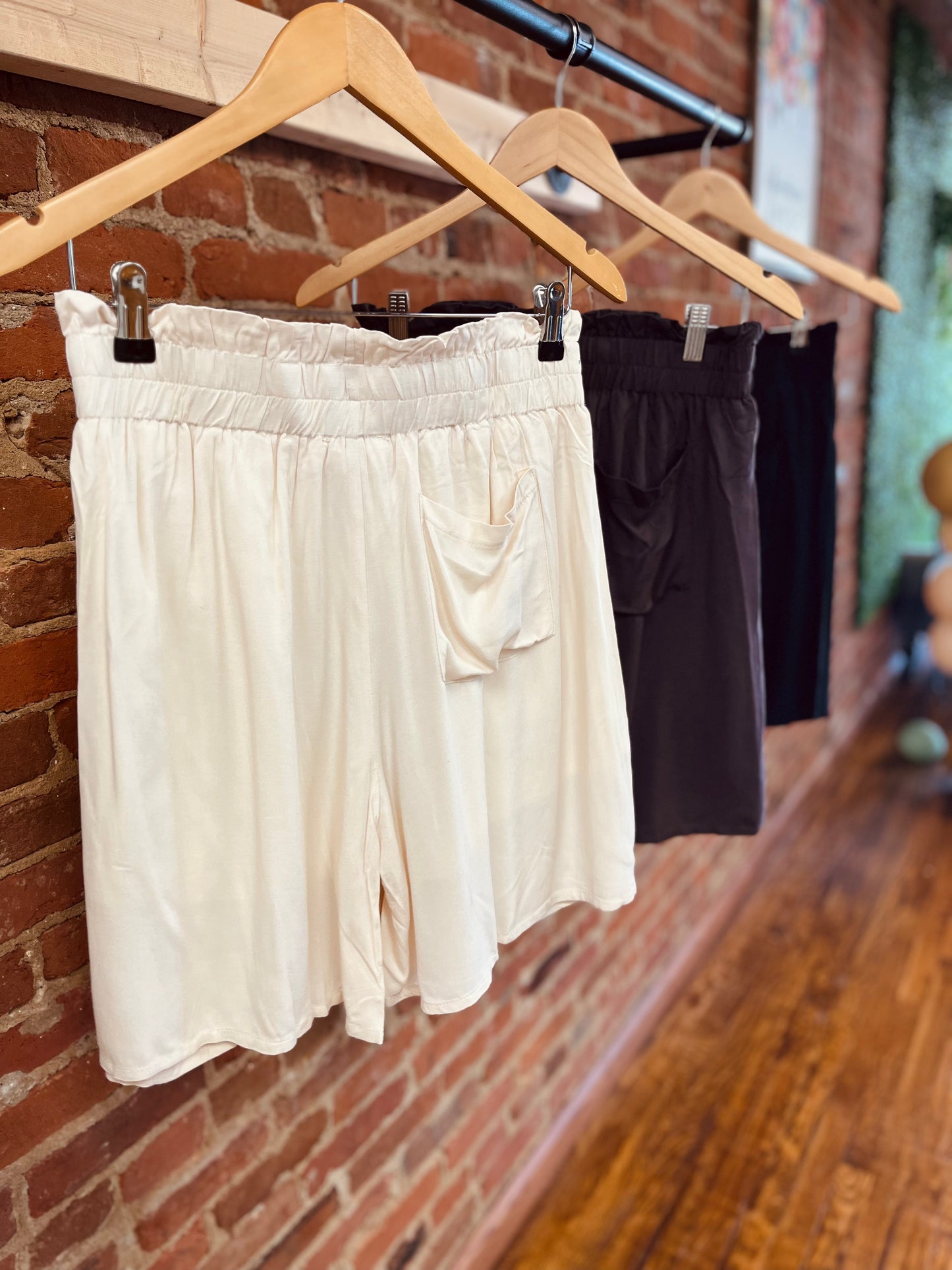 Ruffle Woven Shorts