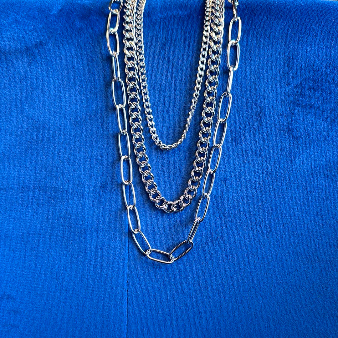 Niki Chain Necklace