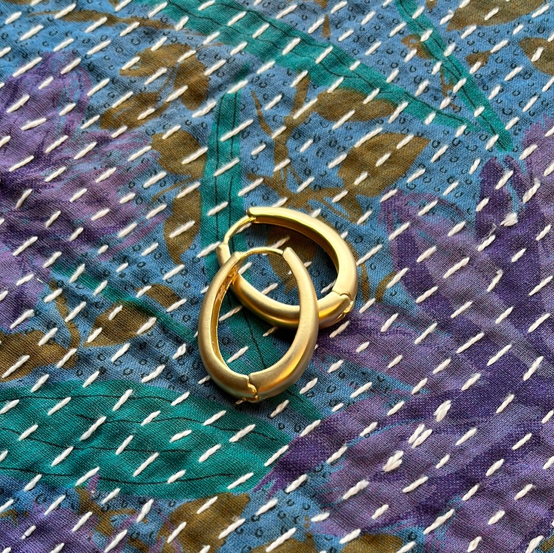 Lili Hoop Earrings