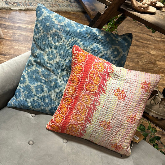 Seeds | Throw Pillow Cases